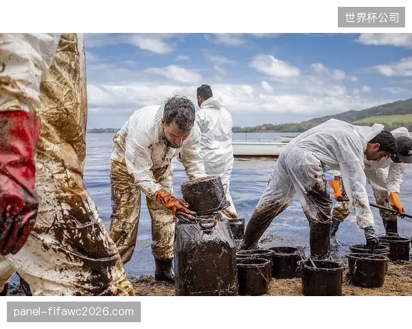 鲍姆加特纳在边路的双重威胁将迫使对手投入更多防守资源。